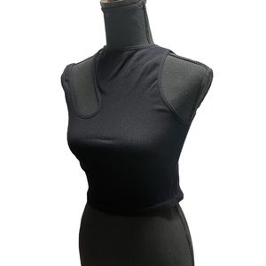 Basic top with a twist